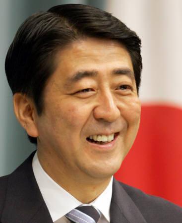 自民公約「日米同盟の絆を強化し、中国、韓国、ロシアとの関係を改善する」  